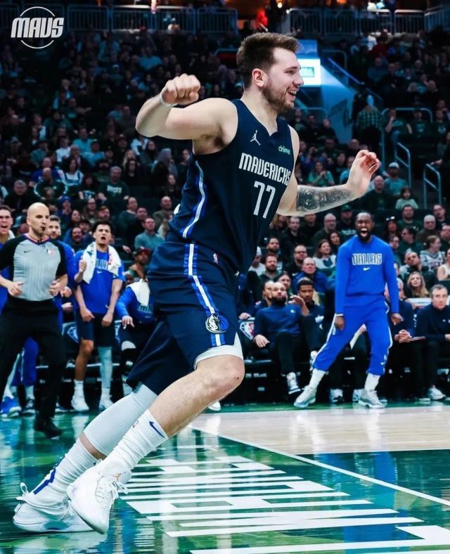 拒绝再次空砍！连续5场30+三双 东契奇带队止连败